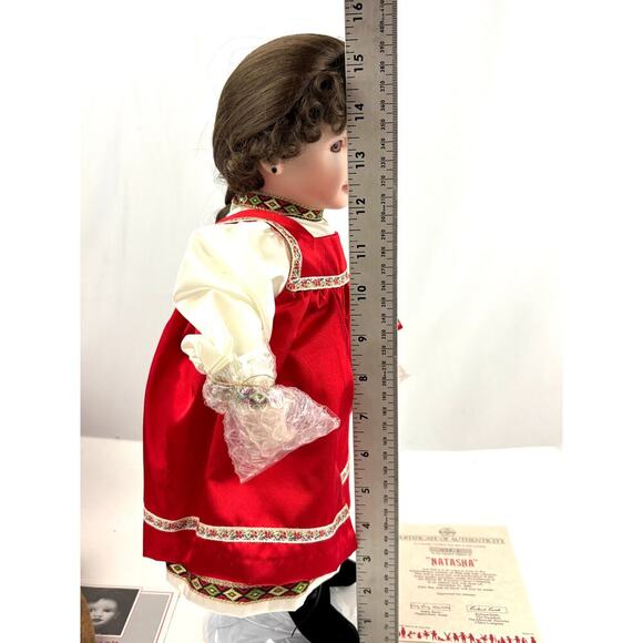 VTG Natasha Ed Knowles Porcelain Doll Ashton Drake Galleries 1989 - Picture 3 of 16